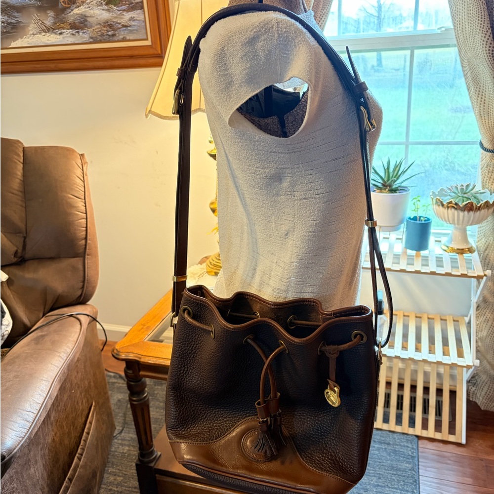 Vintage Dooney & Bourke Brown Pebbled Leather Bucket Bag
